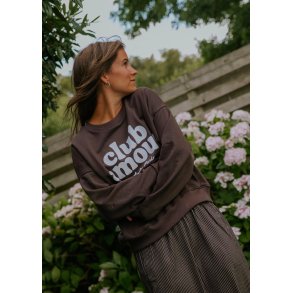 NOT SISTERS CLUB AMOUR SWEAT