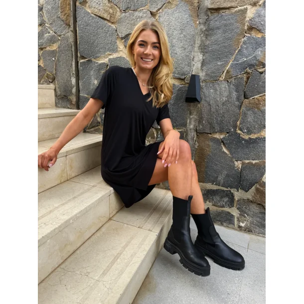LIBERTE ALMA VNECK TSHIRT DRESS