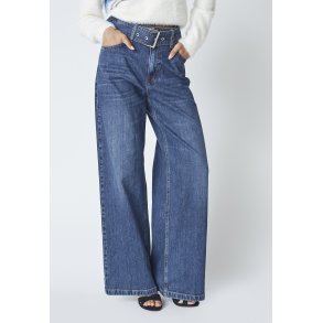 CO`COUTURE RUMI BELT JEANS