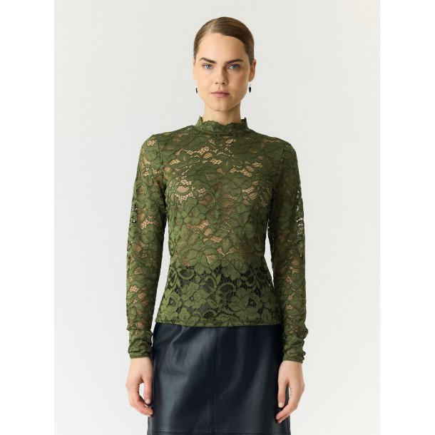 YASLACEY LACE TOP