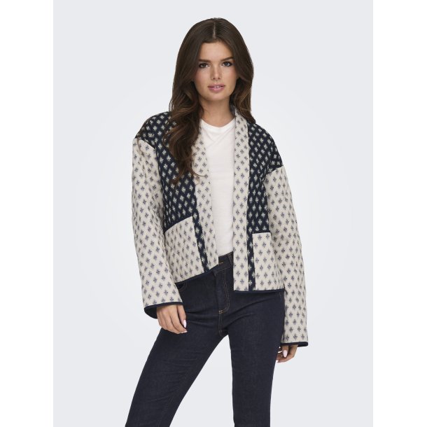 JDYAVALON QUILTED JACKET