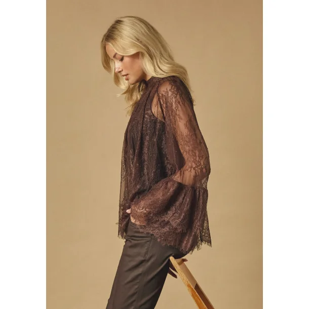 ISAY NICOLE LACE BLOUSE