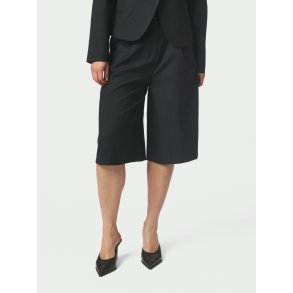 NEO NOIR RIMA SLIM PINSTRIPE SHORTS