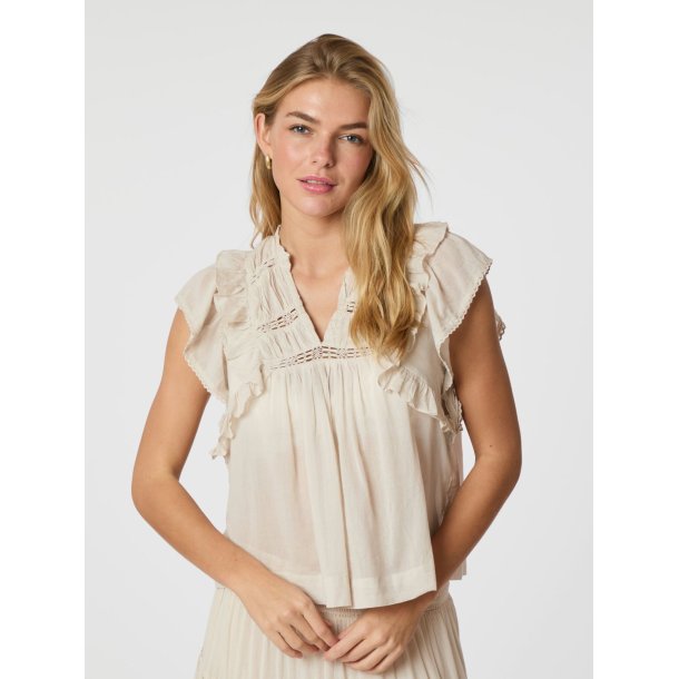 NEO NOIR JAYLA VOILE TOP