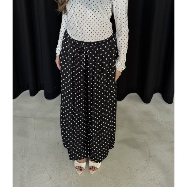 CONTINUE FANNY DOT PANTS