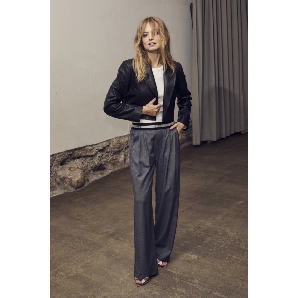 CO`COUTURE COCO TAILOR PLEAT LOGO P