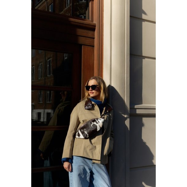 RE:DESIGNED JIA BUMBAG