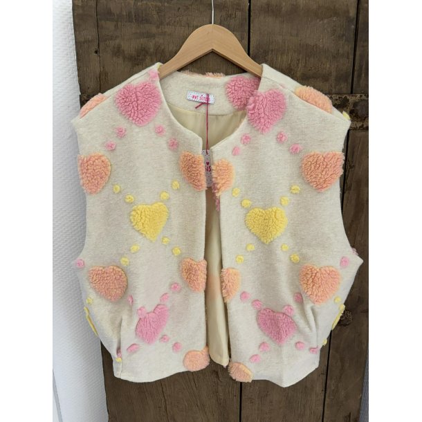 NOT SISTERS FRIDA TEDDY HEART VEST