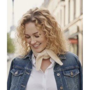 QNUZ SOLID KNITTED SCARFT