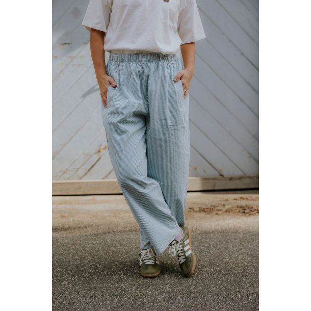 NOT SISTERS PAOLA STRIPED PANTS