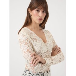 YASLACEY V-NECK LACE TOP