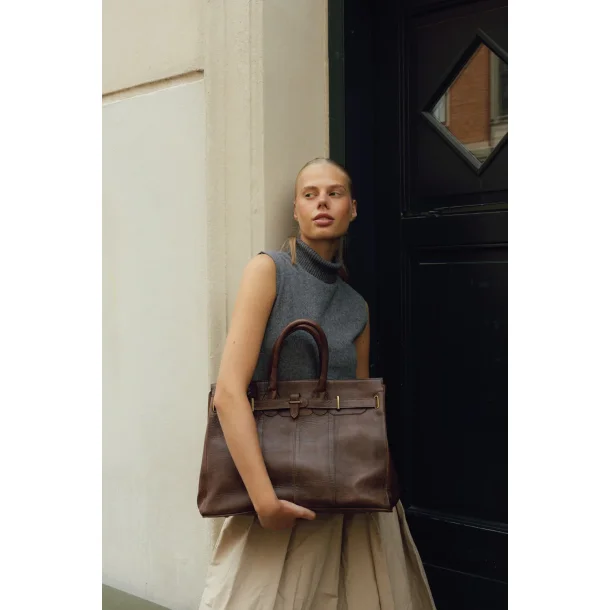 RE:DESIGNED MAGA BIG